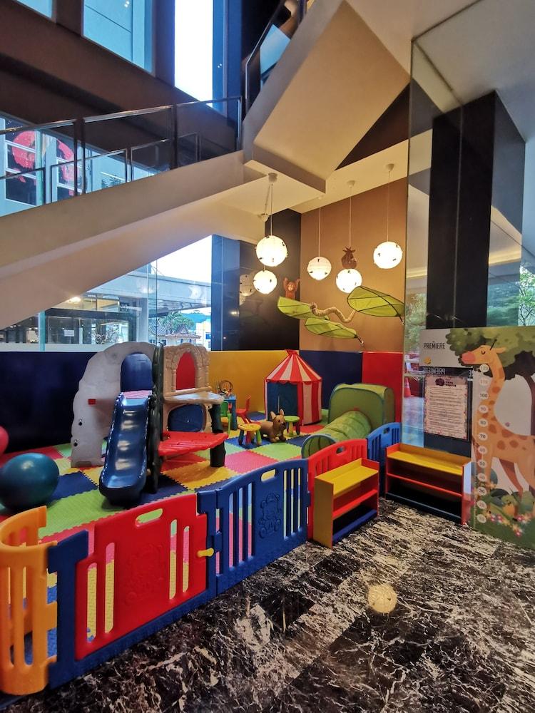 The Premiere Hotel Pekanbaru Eksteriør billede